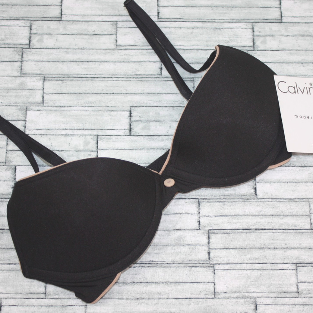 32A Calvin Klein NWT Push Up Black Underwire Bra